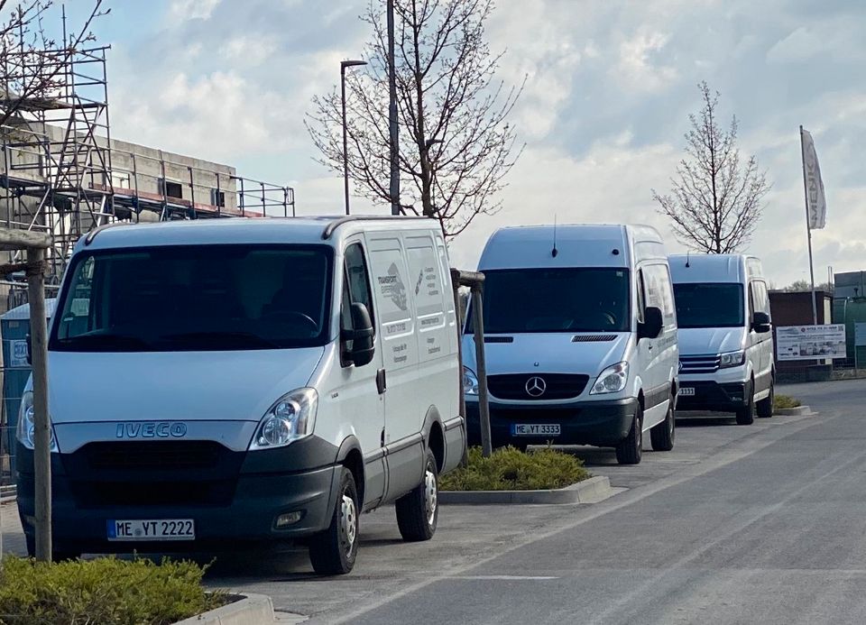 Transporter mieten leihen, Bus mieten leihen, Eilfahrten, Kurierfahrten, Möbeltransport, Möbeltaxi in Monheim am Rhein