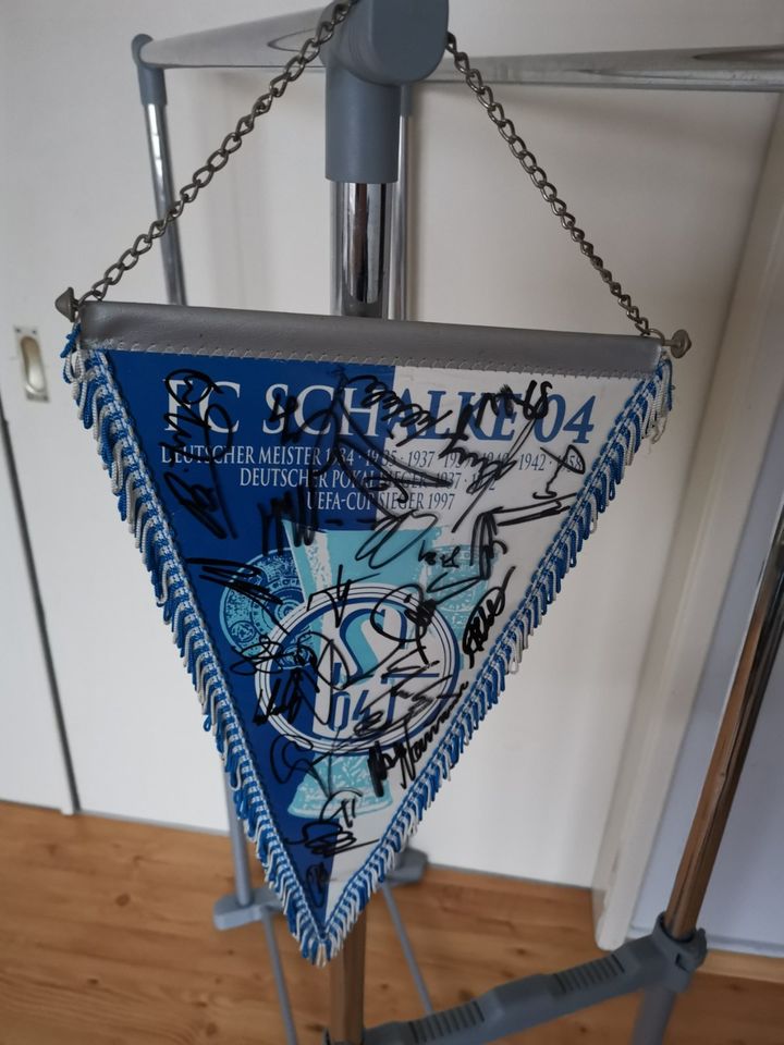 Ich biete Schalke  Wimpel / Flagge für Sammler an in Gelsenkirchen