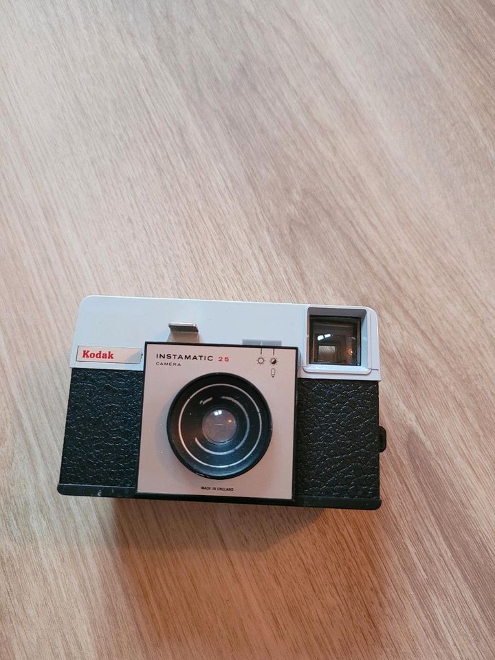 Retro Kamera Vintage Kodak Instamatic 25 Analog in Lollar