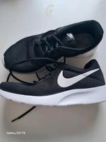 Nike Tanjun schwarz, Gr..44,5 Hessen - Dornburg Vorschau