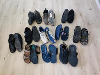 11 Paar Herrenschuhe Gr. 43, manche sogar neu Baden-Württemberg - Ebersbach an der Fils Vorschau