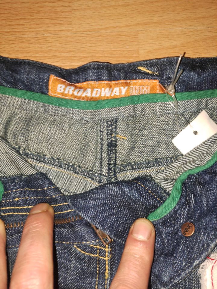 Restposten Kurze Damen Hose, Damen Rock, Neuware, Etikett in Mönchengladbach