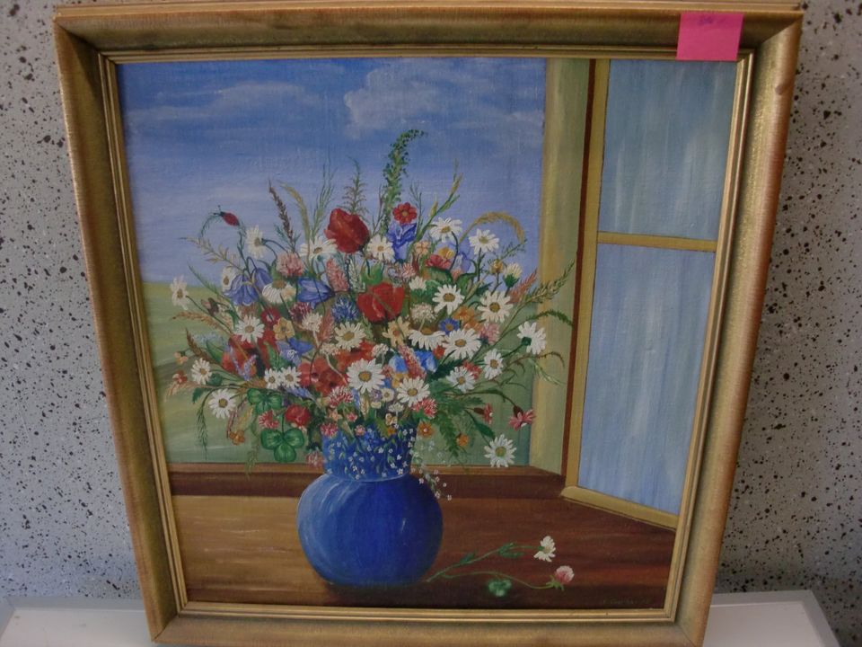 Bild mit Blumenvase in Villingen-Schwenningen