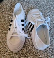 Adidas Nizza Sneaker Neu gr 36 Niedersachsen - Geeste Vorschau