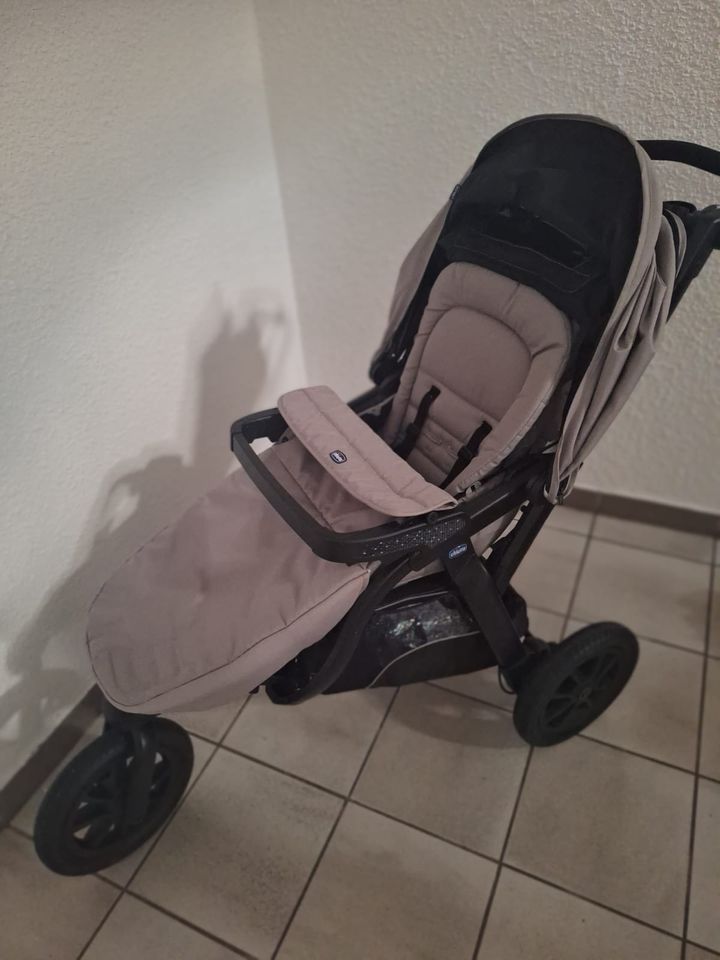 Kinderwagen Chico trio-active3 in Plattling