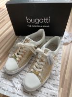 Bugatti Schuhe Sneaker weiß Gold 41 NEU Nordrhein-Westfalen - Altenbeken Vorschau