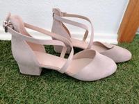 Pumps beige 38 Graceland NEU Nordrhein-Westfalen - Detmold Vorschau
