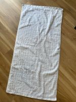 Kleines Handtuch weiß mit Muster Pankow - Weissensee Vorschau