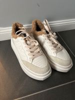 ASH Damen Sneaker 40 aus Kalbsleder wie neu, schönes BEIGE Hamburg - Wandsbek Vorschau