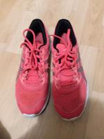 Sehr gute Asics Schuhe G.40 Bayern - Trostberg Vorschau