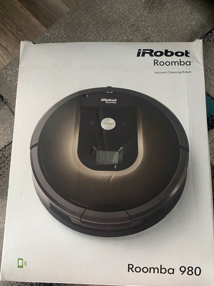 IRobot Roomba 980 Vacuum Cleaning Robot in Straubing