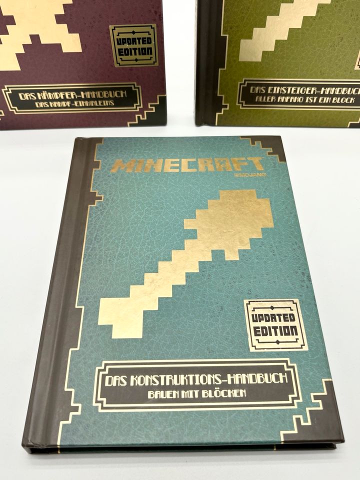 Minecraft Updated Edition Handbücher verschiedene Mix je 6€ in Filderstadt