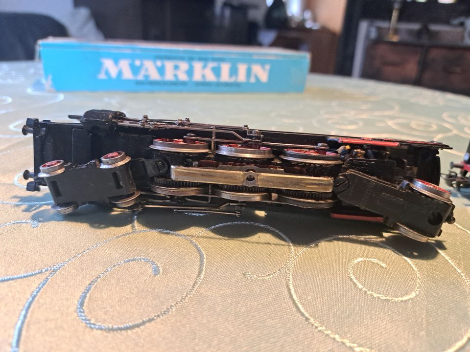 Märklin H0 – Schnellzuglokomotive 3048 analog in Korweiler