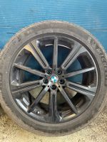 BMW M AluFelgen mit Winterreifen X5/X6/X7 275/45 R20 Niedersachsen - Achim Vorschau