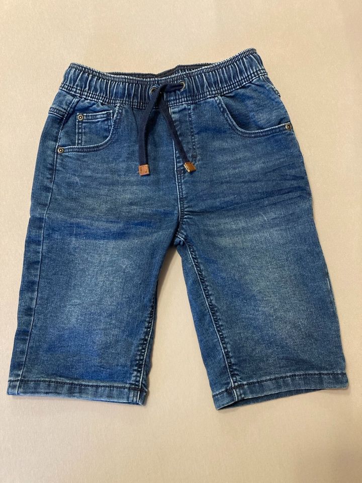 Wie neu   Topolino Shorts im Set Gr. 128 in Oberhausen