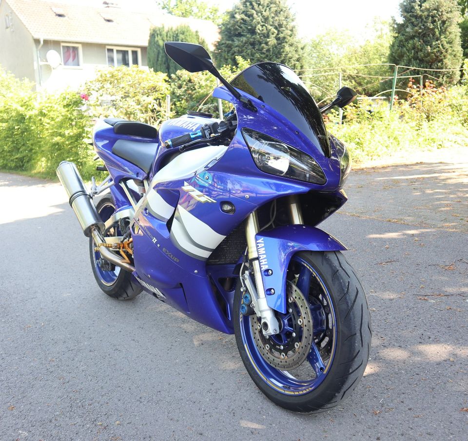 Yamaha YZF R1 RN04 in Bad Salzuflen