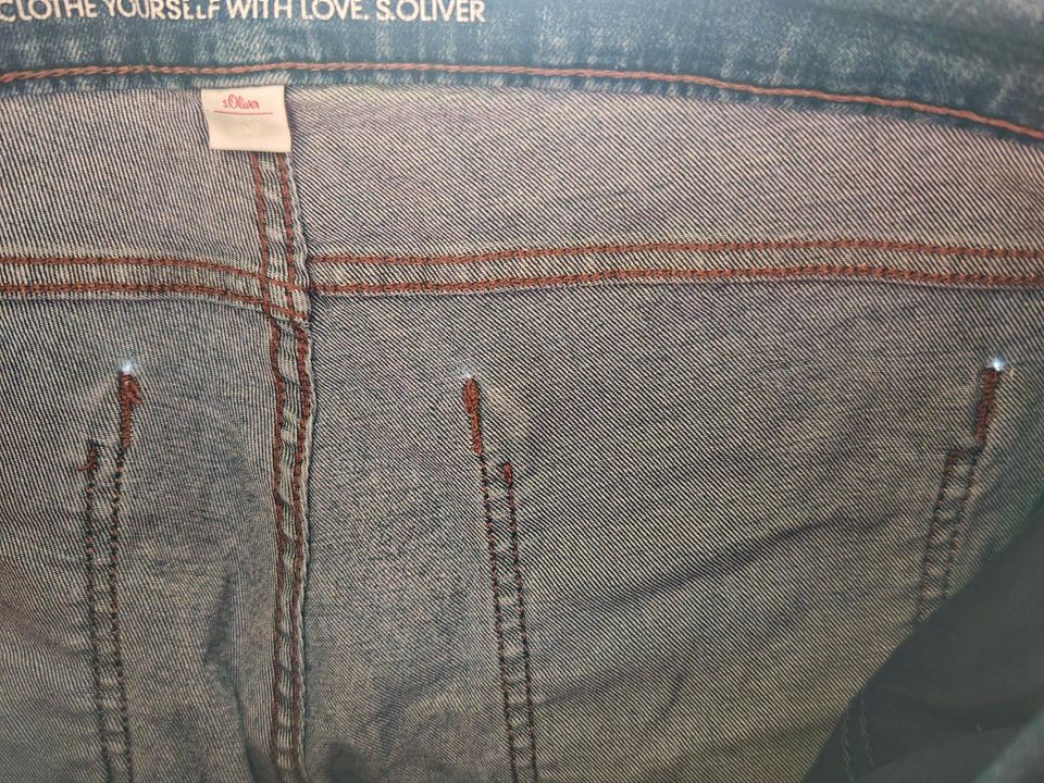S.OLIVER + MANGUUN Shorts Bermuda Gr. 40 30 blau Jeans in Neuenbürg