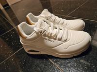 Schuhe Grösse 39 Rheinland-Pfalz - Altrich Vorschau