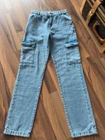 Mango Blaue Jeanshose Gr.32  Cargo Top Zustand Nordrhein-Westfalen - Recklinghausen Vorschau