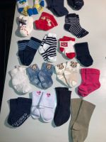 Lot 18 Baby Erstlingssocken Söckchen Preis je 6 Stück 1€. Köln - Porz Vorschau