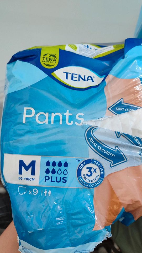 Tena Pants, Größe M + Bella mamma comfort postpartum underpads in Berlin