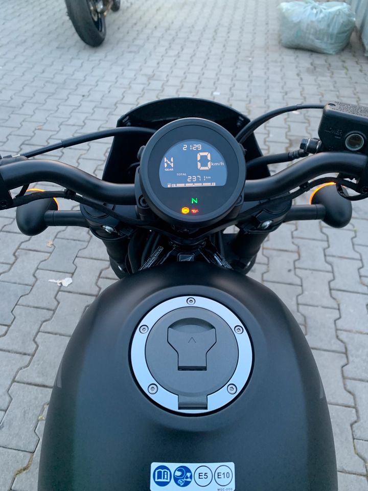 Honda CMX 500 *S Edition ALL BLACK* Garantie+Sissybar in Frankfurt am Main