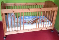 FLEXA stabiles Babybett Holz 140 x 70 cm mit Matratze Sachsen-Anhalt - Magdeburg Vorschau