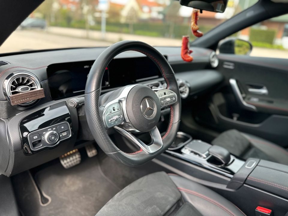 Mercedes Benz CLA 250 AMG Scheckheftgepflegt in Hamburg