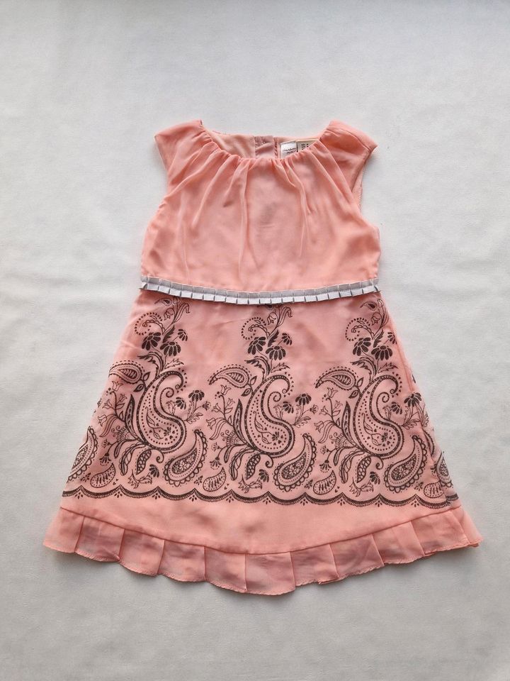 Strawberry faire Kleid Gr. 104 in Wallenhorst