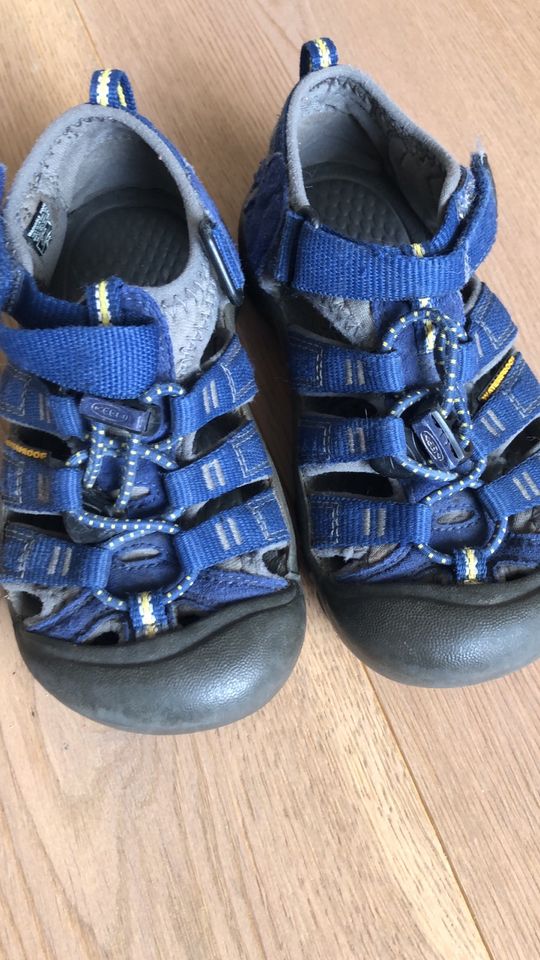 Sandalen Keen blau Größe 29 in Bechtolsheim