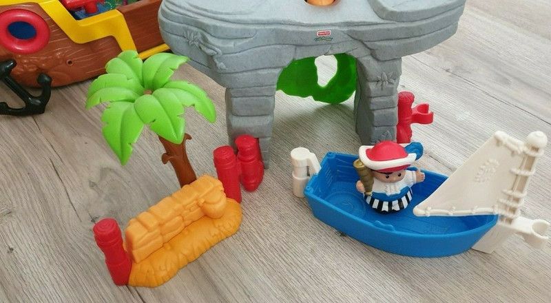 Fisher-Price little People Piraten Insel in Brandenburg - Zeuthen | Weitere  Spielzeug günstig kaufen, gebraucht oder neu | eBay Kleinanzeigen ist jetzt  Kleinanzeigen