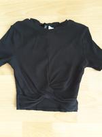 Shirt in Rippoptik kurz schwarz Gr. S von H&M für 1,50 € Hessen - Niedernhausen Vorschau