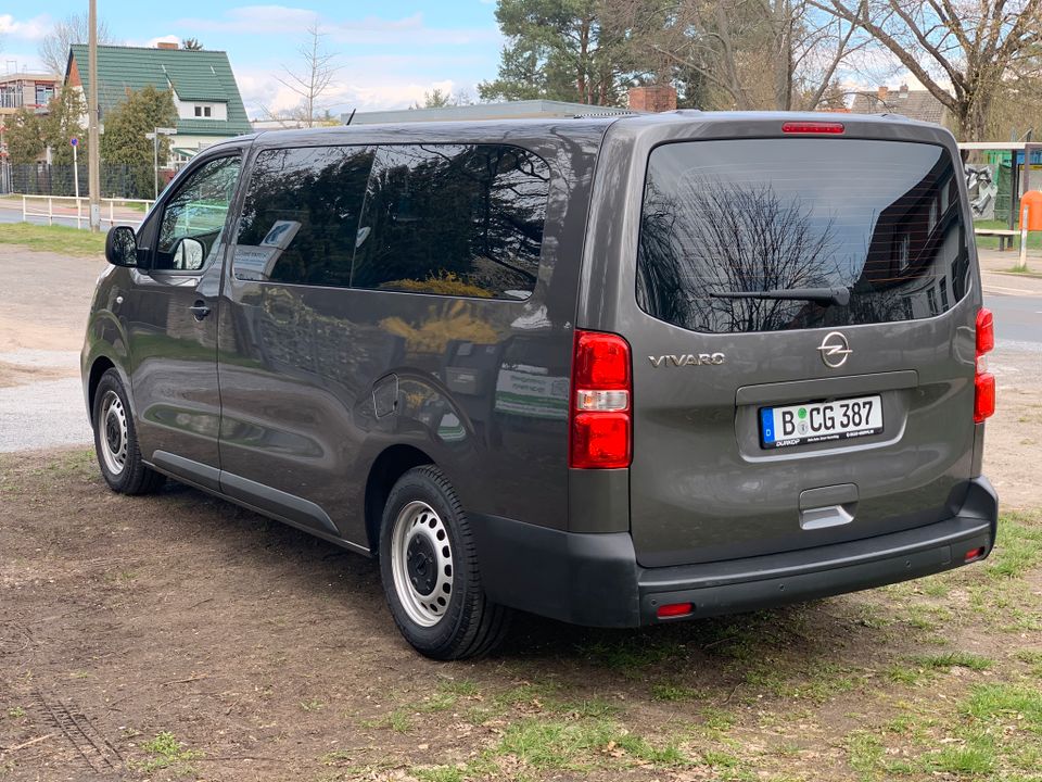 Opel Vivaro C 9 Sitzer lang 2.0 144PS in Berlin