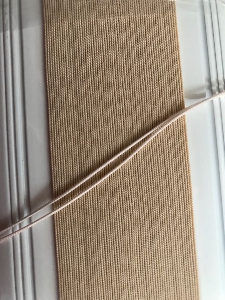 Plissee zum bohren im Rahmen 67 cm breit beige in Menslage