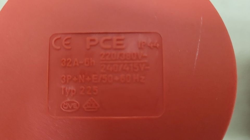 CEE - Kupplung PCE 32 A-6h, 230/400 V in Halstenbek