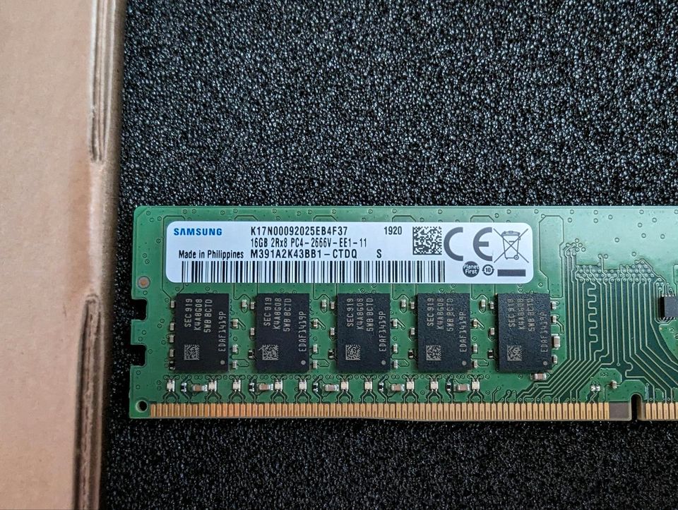 SAMSUNG 16GB 2Rx8 PC4-2666V-R DDR4 Lo in Montabaur
