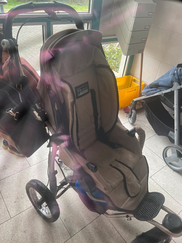 Sehr gut Kinderwagen in Düsseldorf