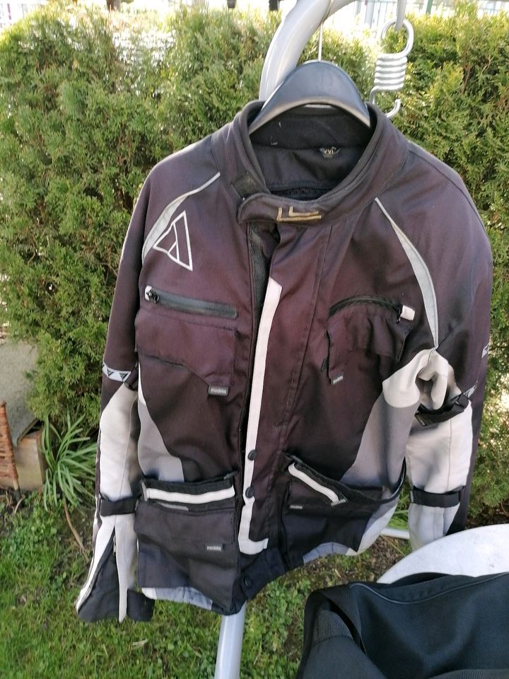 Motorrad Jacke der Marke Modeka in Bielefeld