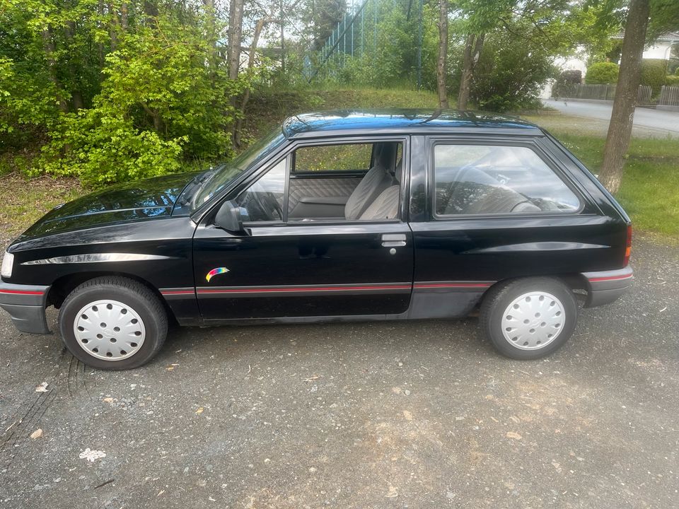 Opel Corsa A 5-Gang mit H in Dillenburg