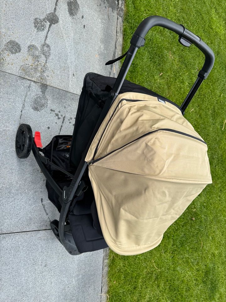 Thule Spring Canopy Buggy in Gangelt