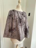 Zauberhafte COS Oversize Bluse Tunika Gr. 38 M grey/grau w/NEU München - Trudering-Riem Vorschau