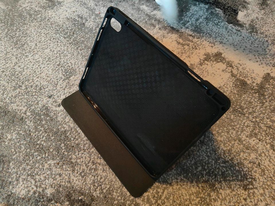 iPad Air 5. Gen Hülle Klapphülle Schutz Jeans Grau Zubehör in Halle (Westfalen)