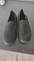ungetragene leichte schwarze Stoff Damenschuhe 43 Bayern - Saaldorf-Surheim Vorschau