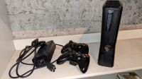 Xbox 360 Spielekonsole + 2 Controller & Fifa 14 Köln - Nippes Vorschau