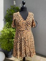 H&M Leo Sommerkleid Kleid braun schwarz Gr. 44 Niedersachsen - Uelzen Vorschau