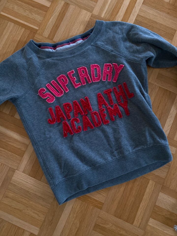 Superdry Pullover Sweater grau L rosa Schrift in Mainhausen