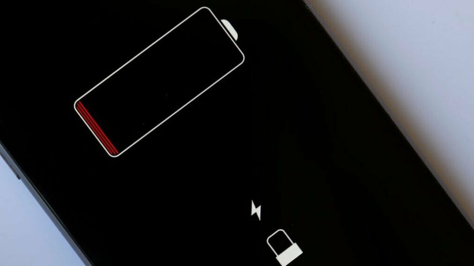 ⭐️ Display Reparatur - Handyreparatur - iPhone Samsung Huawei in Großenhain