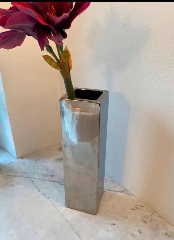 Keramik Vase Deko Silber Glanz Shabby Skandi Impressionen in Tittmoning