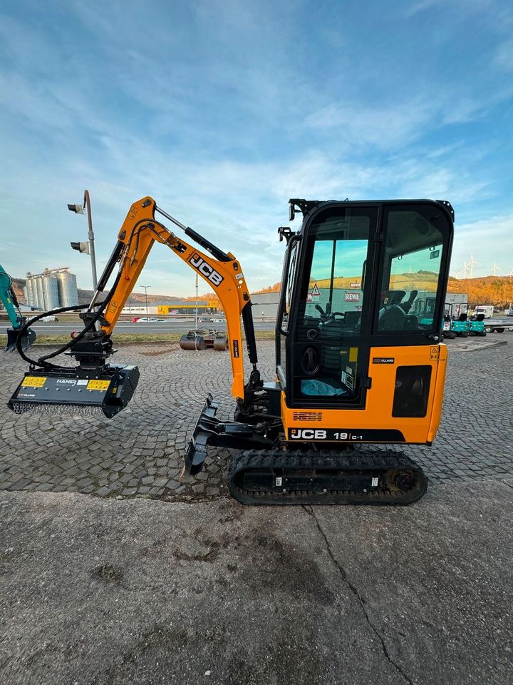 Mieten Minibagger JCB 19C-1 mit Mulcher Bagger Mieten Leihen Baumaschinen Vermietung in Meisenheim