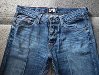 Fast neu! Tommy Hilfiger Jeans  Gr. 36 / 32 Berlin - Tempelhof Vorschau